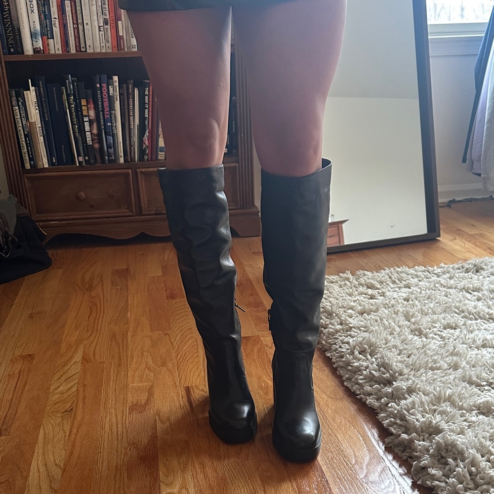 Stewart Weitzman Bethany 80 Boot